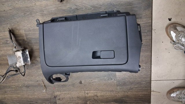 Речовий ящик 84510J9000TRY HYUNDAI