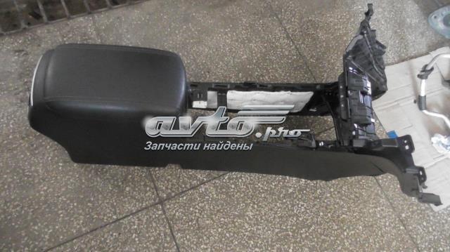 Консоль панелі приладів 84610F1200WK HYUNDAI