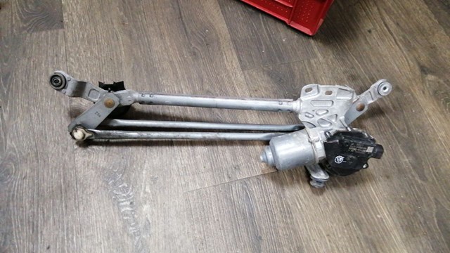 Мотор трапеції склоочисника 851100R030 TOYOTA