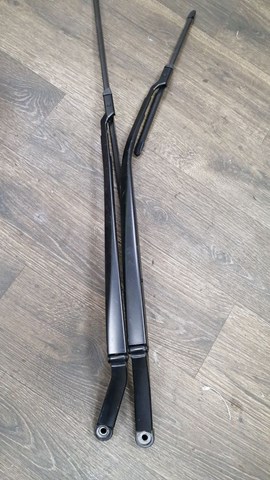 Повідок склоочисника 8521178010 TOYOTA