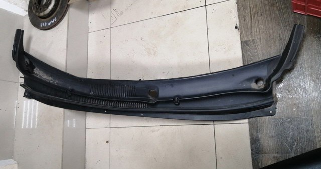 Решітка повітрозабірника салону 861502B500 HYUNDAI