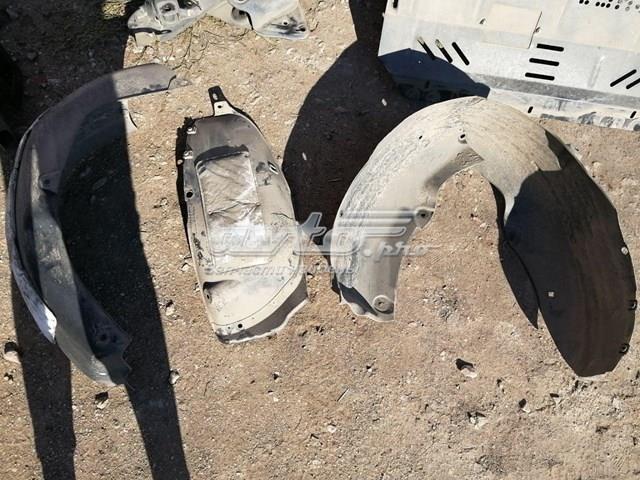 Підкрилок заднього крила, правий передній 868243Y000 HYUNDAI