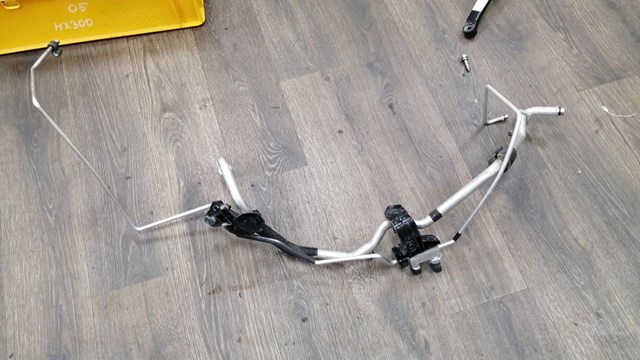 Шланг кондиціонера, від радіатора до випарника 8870678070 TOYOTA