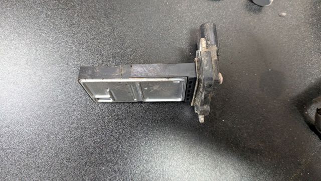 Датчик потоку повітря 8976019670 ISUZU