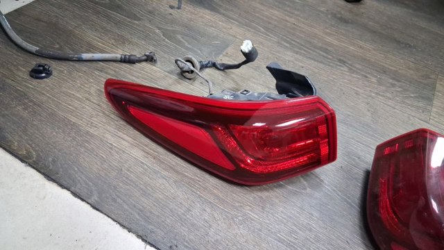 Ліхтар задній лівий, зовнішній 92401J9000 HYUNDAI