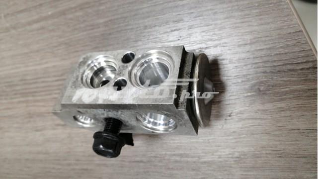 Клапан TRV, кондиціонера 97626C8200 HYUNDAI