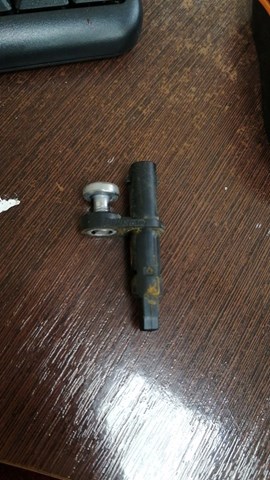 Датчик ABS передній 9810728280 PEUGEOT