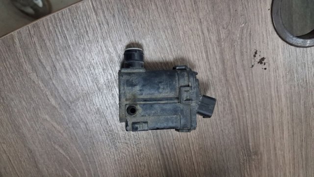 Насос електроомивача 985102J500 HYUNDAI