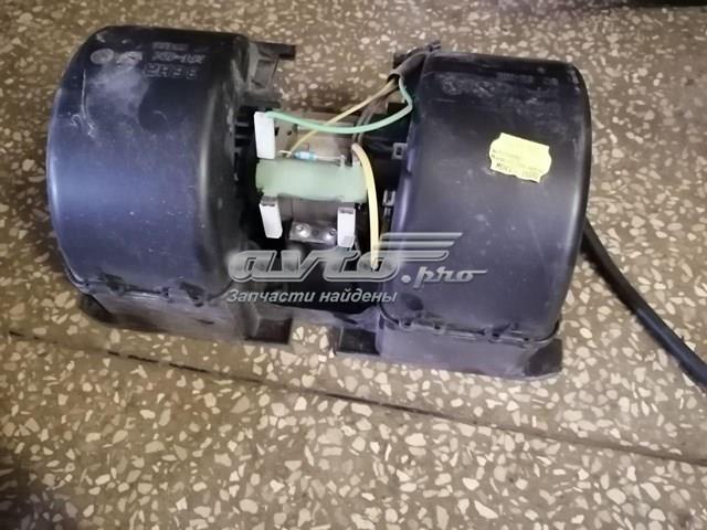 Моторчик пічки A0028304108 MERCEDES