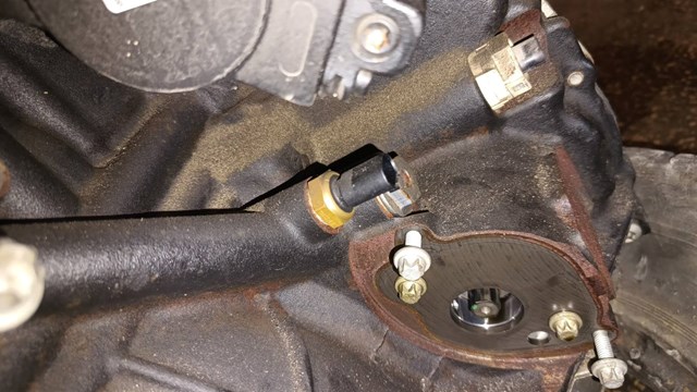 Датчик температури палива A0051532328 MERCEDES