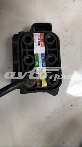 Блок клапанів гідравлічної підвіски AБС (ABS) A0993200058 MERCEDES