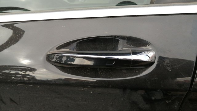 Ручка передніх дверей зовнішня, ліва A09976047019197 MERCEDES