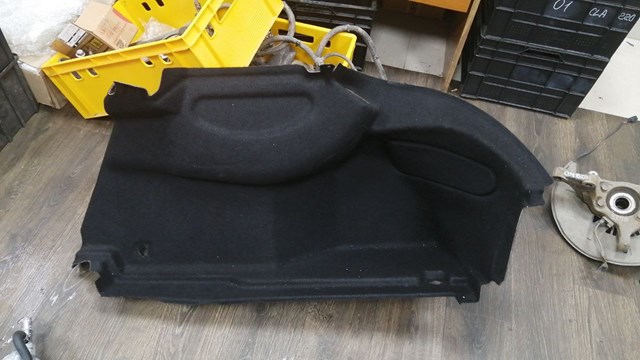 Облицювання багажного відсіку, праве A11769074009E83 MERCEDES