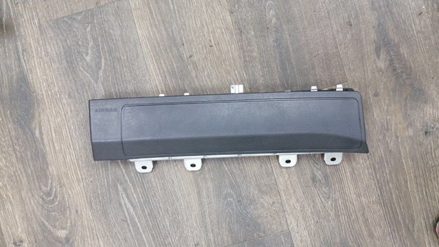 Подушка Айрбег водія захисту колін A17686003029H68 MERCEDES