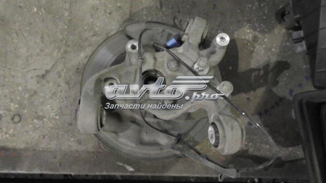 Кулак поворотний лівий A2463503241 MERCEDES