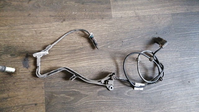 Сенсор АБС A2539053500 MERCEDES
