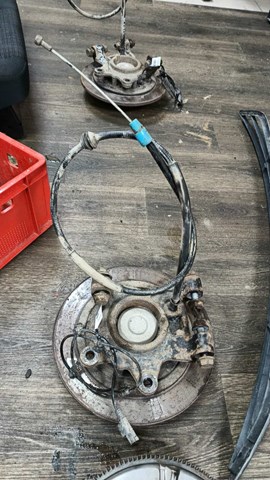 Трос стоянкового гальма задній лівий A4474200685 MERCEDES