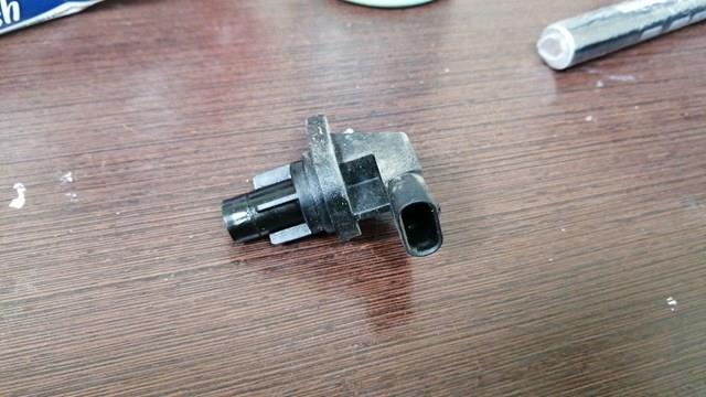 Датчик положення распредвалу A6519050100 MERCEDES