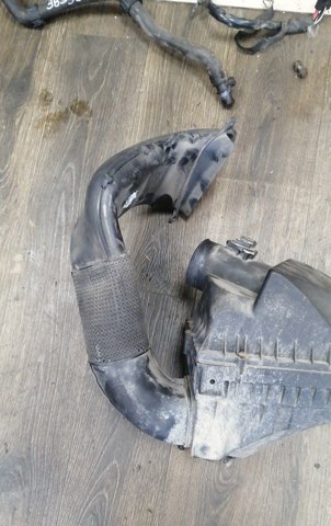 Повітрозабірник повітряного фільтра C2Z13678 JAGUAR