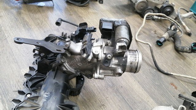 Блок дросельної заслінки C2Z15660 JAGUAR