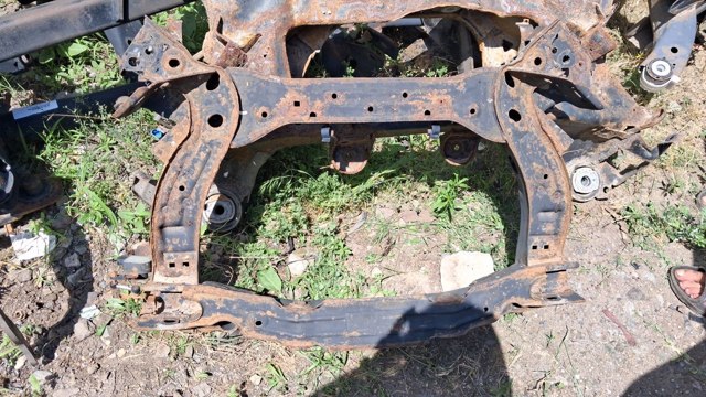 Підрамник передній C2Z19751 JAGUAR