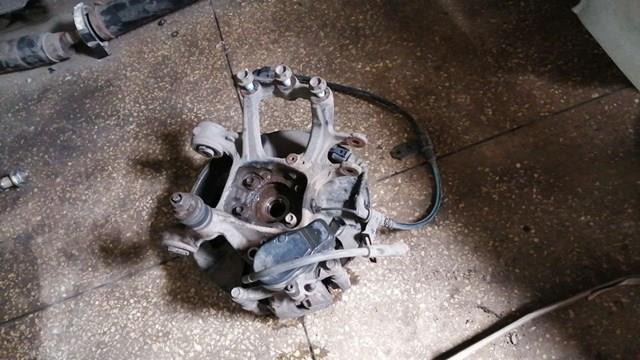 Кулак поворотний правий K0702611X MAZDA