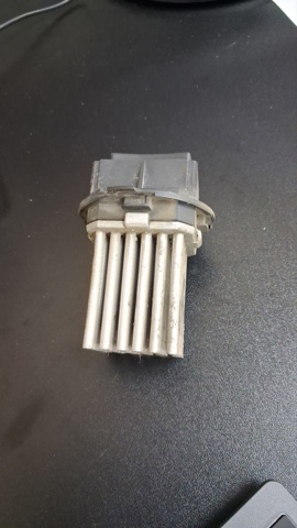 Регулятор оборотів пічки LR002685 LAND ROVER