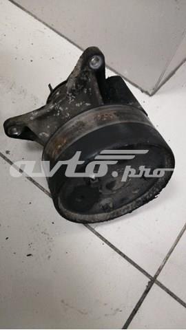 Насос охолоджуючої рідини LR013164 LAND ROVER