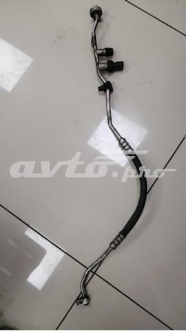 Шланг кондиціонера, від радіатора до випарника LR013878 LAND ROVER