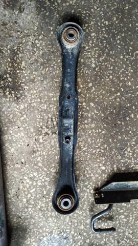 Тяга поперечна задньої підвіски LR029576 LAND ROVER