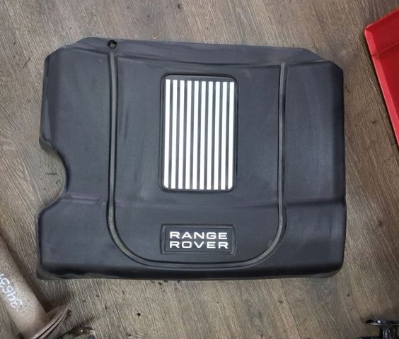 Екран двигуна LR035599 LAND ROVER