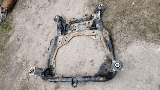 Підрамник передньої підвіски LR041717 LAND ROVER