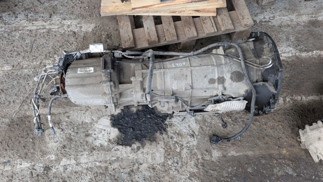 Раздатка (коробка роздавальна) LR052611 LAND ROVER