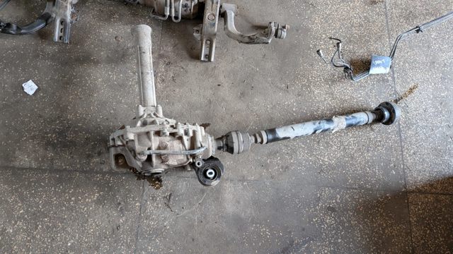 Міст передній LR059045 LAND ROVER
