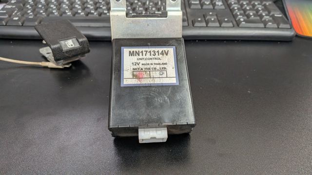 Модуль керування (ЕБУ) повним приводом MN171314V MITSUBISHI