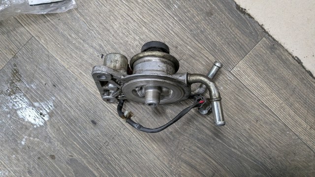 Корпус паливного фільтра MR431594 MITSUBISHI