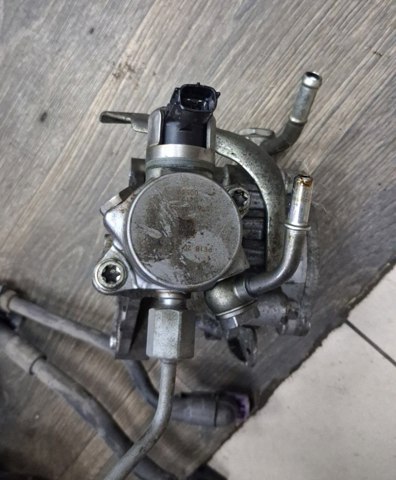 Система харчування двигуна PE18203F0A MAZDA