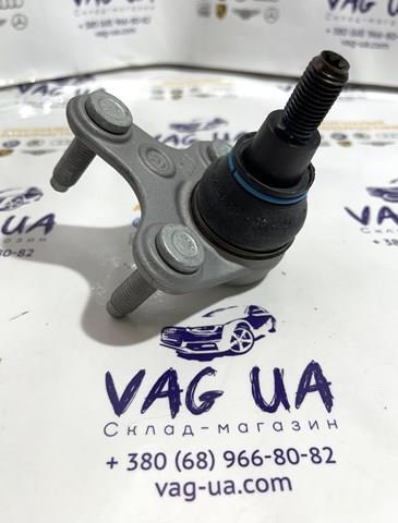 Кульова опора, нижня, права 3QF407366 VAG