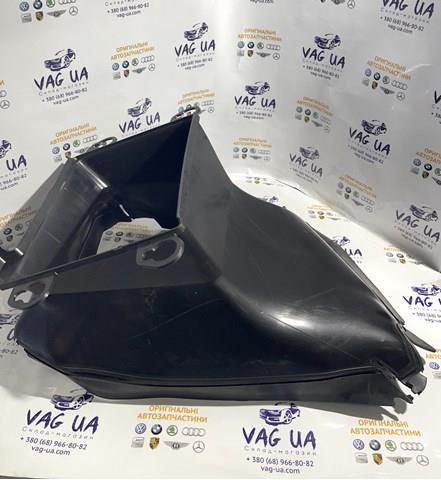 Облицювання рамки радіатора 4M0121333Q VAG