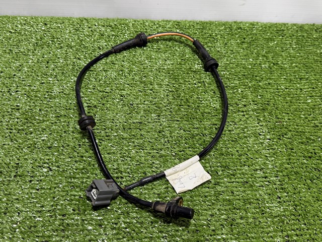 Датчик АБС (ABS) задній 479003NA0A NISSAN