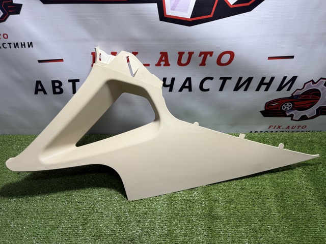 Обшивка стійки кузова внутрішня, задня ліва 561867287G VAG