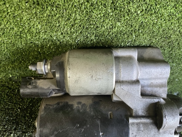 Стартер автомобільний 06H911021E VAG