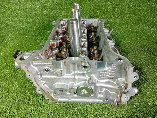 Головка двигуна 1110109260 TOYOTA