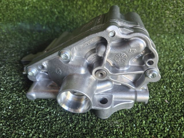 Маслонасос 11417613549 BMW