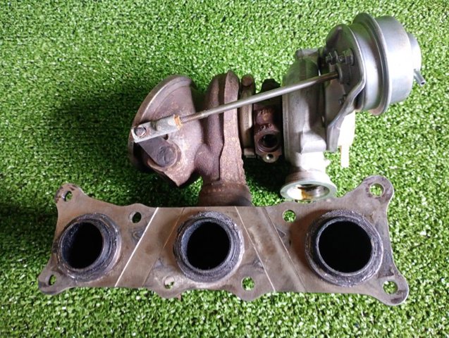 Турбокомпресор 11657593022 BMW