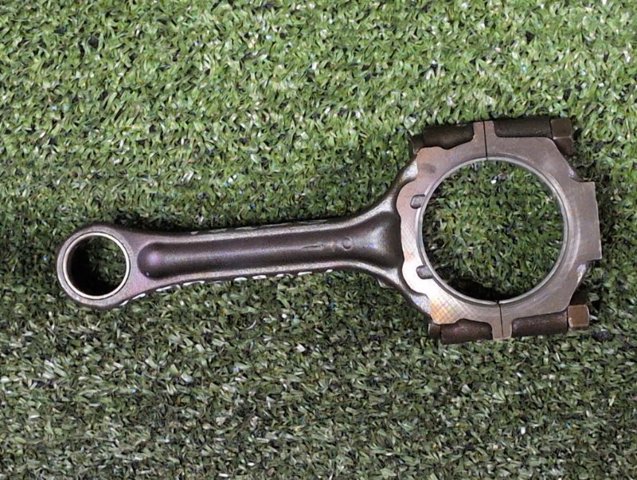 Шатун двигуна 12100AR001 NISSAN