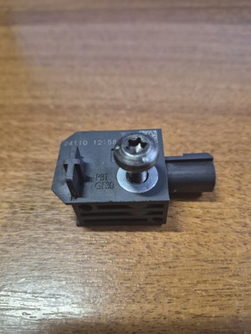 Датчик Айрбег передній 13502577 GM