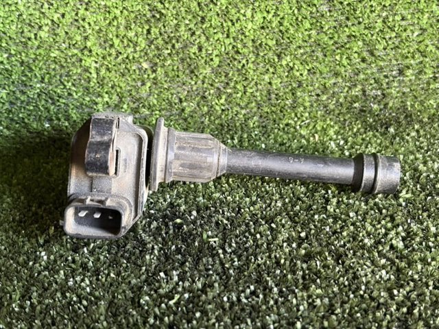 Котушка запалювання 2244831U16 NISSAN