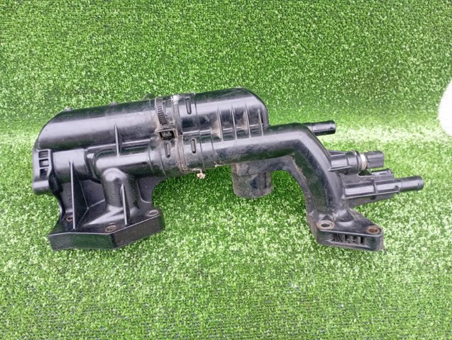 Фланець системи охолодження (трійник) 256003CAE0 HYUNDAI