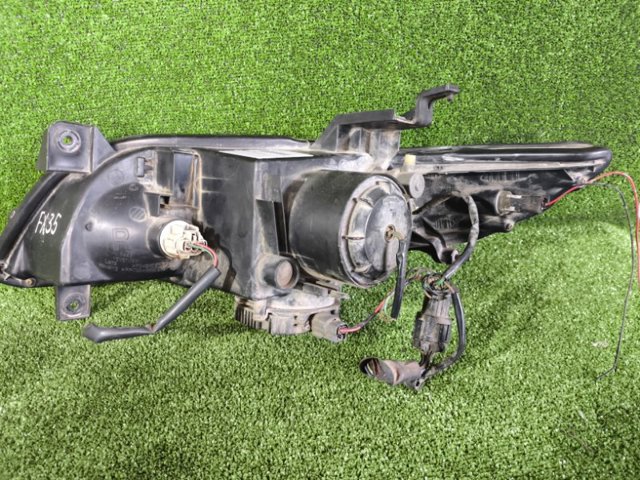Фара передня права 26010CG025 NISSAN
